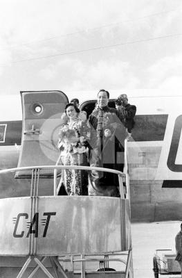 19570403001100