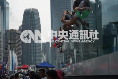 20190630014300