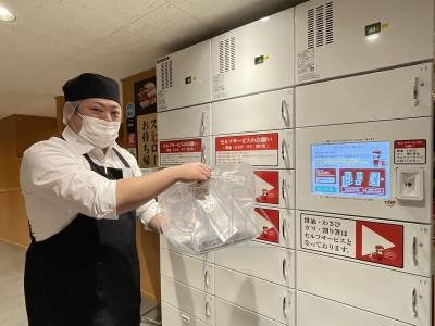 日本迴轉壽司店引進自動化系統 方便顧客訂貨