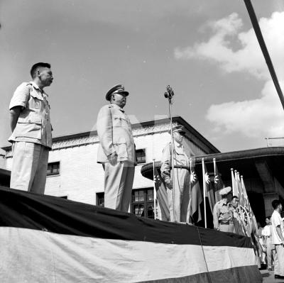 桂總長授旗軍中服務學生| 政治 | 中央社影像空間